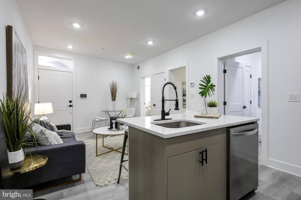 Brandnew Luxury Capitol Hill Apt! Near Free Trolly واشنطن المظهر الخارجي الصورة
