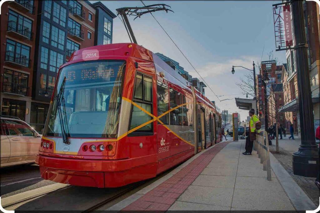 Brandnew Luxury Capitol Hill Apt! Near Free Trolly واشنطن المظهر الخارجي الصورة